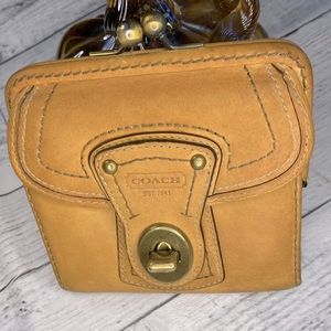 Vintage Coach Legacy Gigi 65th Anniversary Kiss Lock Wallet Natural Tan/Pink